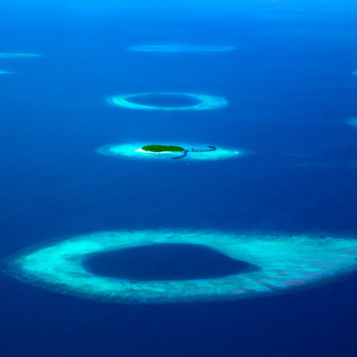 Un archipel de plusieurs centaines d'atolls paradisiaques...